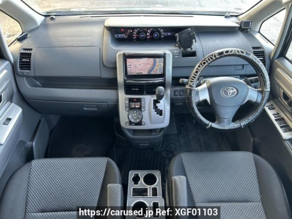 Used 2008 AT toyota noah ZRR70W Image[19]