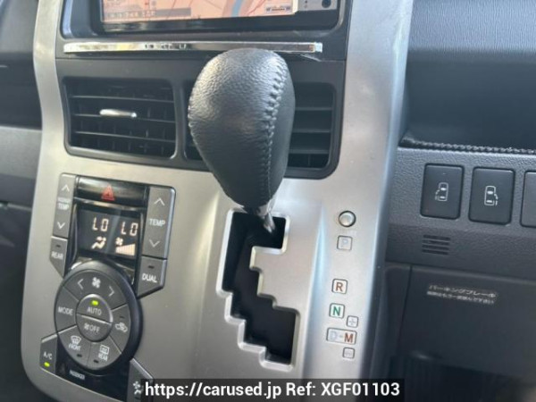Used 2008 AT toyota noah ZRR70W Image[28]