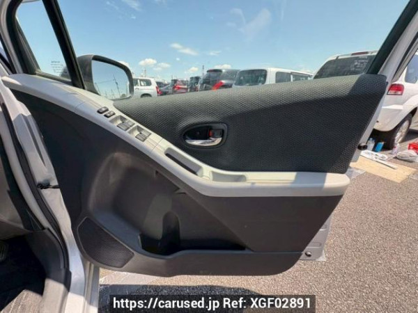 Used 2010 AT toyota vitz KSP90 Image[17]