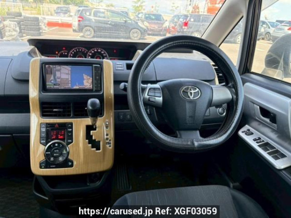 Used 2010 AT toyota voxy ZRR70W Image[21]
