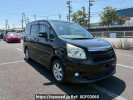 Toyota Noah ZRR70W