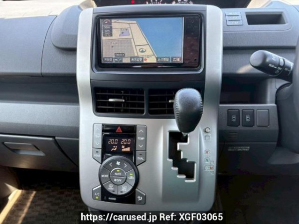 Used 2009 AT toyota noah ZRR70W Image[24]