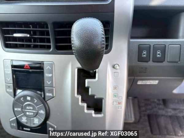 Used 2009 AT toyota noah ZRR70W Image[28]