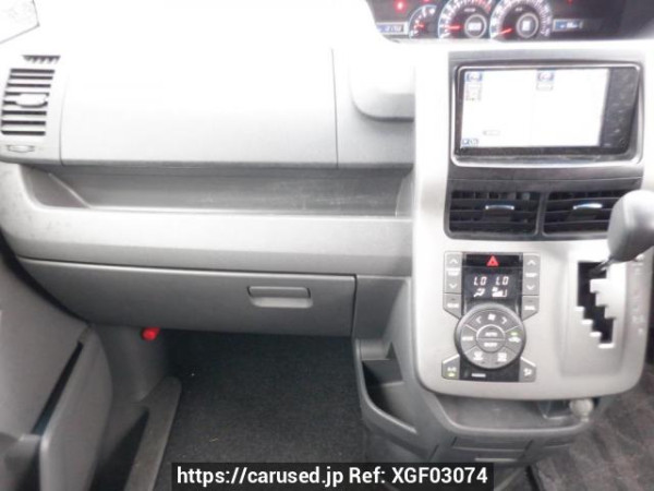 Used 2008 AT toyota noah ZRR70G Image[18]