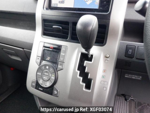 Used 2008 AT toyota noah ZRR70G Image[24]