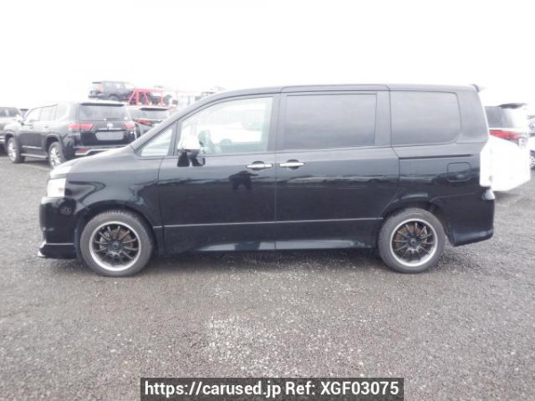 Used 2010 AT toyota voxy ZRR70W Image[3]