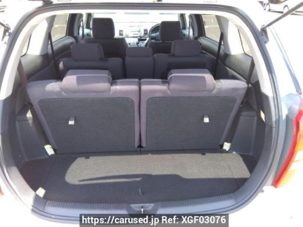 Used 2004 AT toyota wish ZNE10G Image[8]