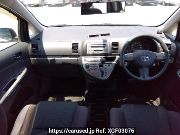 Used 2004 AT toyota wish ZNE10G Image[17]