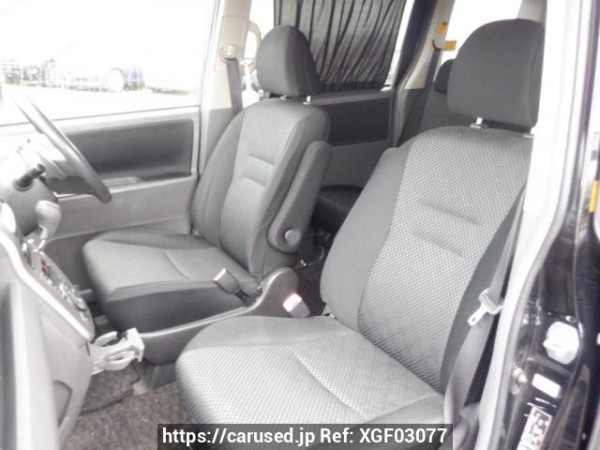 Used 2008 AT toyota noah ZRR70W Image[13]
