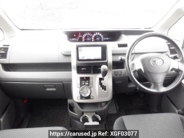 Used 2008 AT toyota noah ZRR70W Image[17]