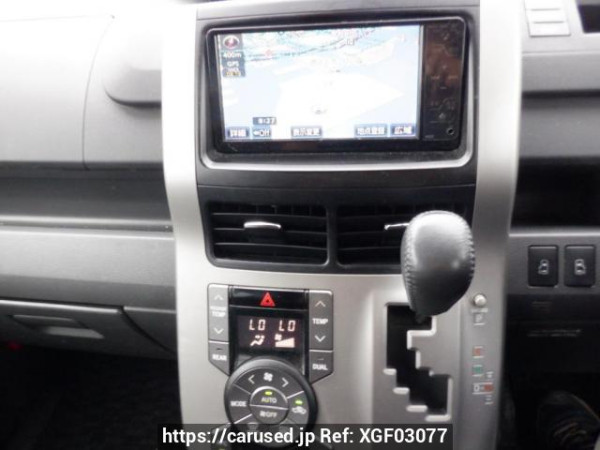 Used 2008 AT toyota noah ZRR70W Image[22]