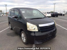 Toyota Noah ZRR70G