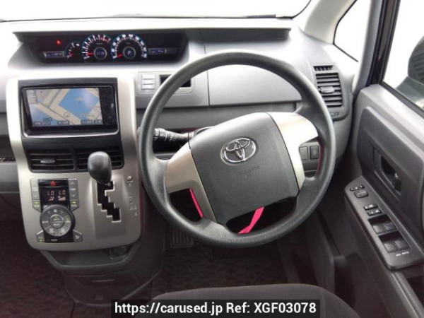 Used 2009 AT toyota noah ZRR70G Image[20]