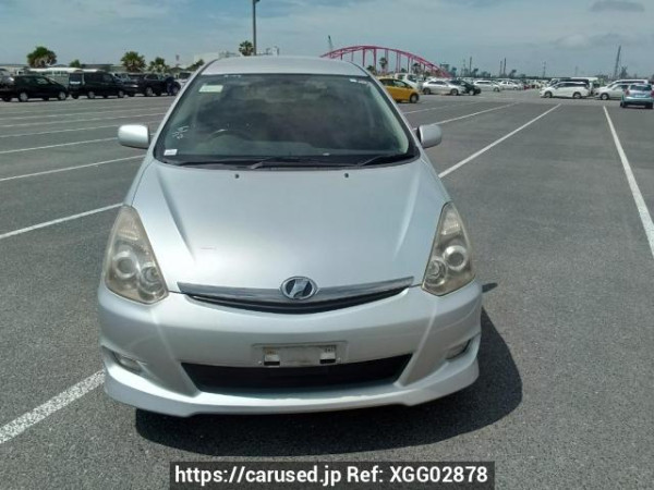 Used 2005 AT toyota wish ZNE10G Image[1]