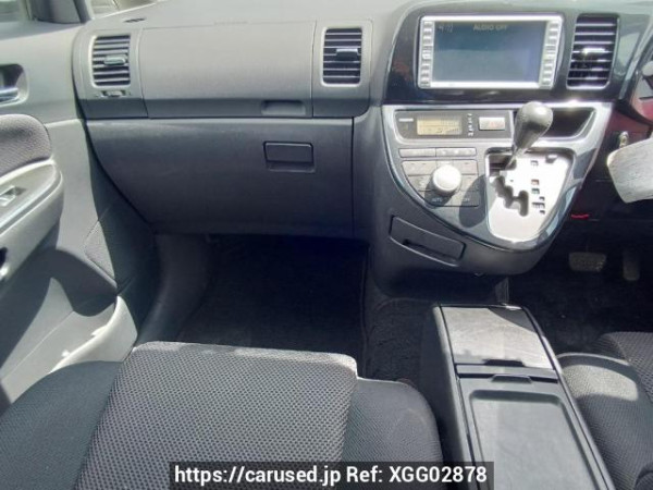 Used 2005 AT toyota wish ZNE10G Image[19]
