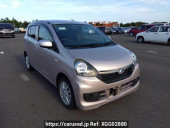Daihatsu Mira es