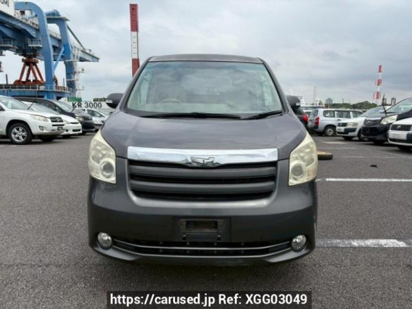 Used 2007 AT toyota noah ZRR75G Image[1]