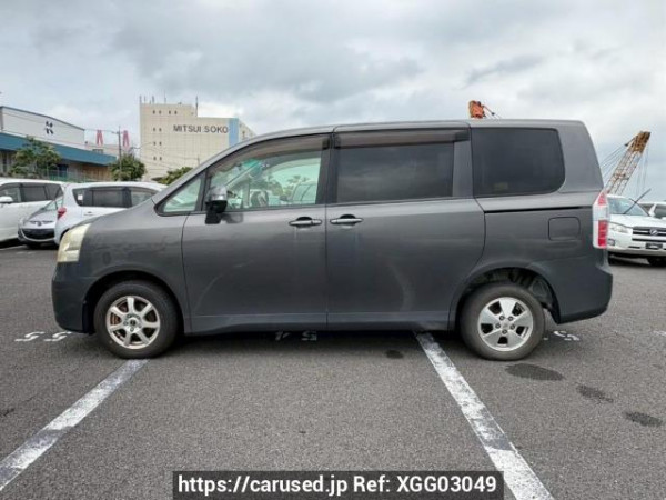 Used 2007 AT toyota noah ZRR75G Image[3]