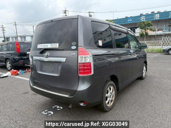 Used 2007 AT toyota noah ZRR75G Image[6]