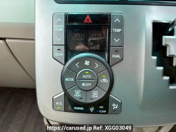 Used 2007 AT toyota noah ZRR75G Image[27]