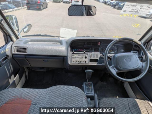 Used 2001 AT toyota regiusace-van LH178V Image[16]