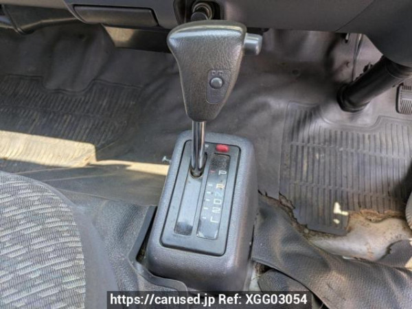 Used 2001 AT toyota regiusace-van LH178V Image[24]