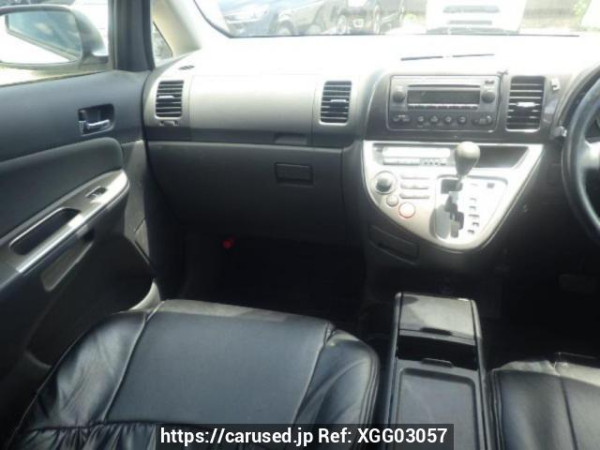 Used 2004 AT toyota wish ZNE10G Image[17]