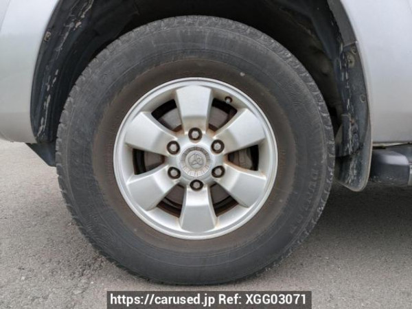 Used 2004 AT toyota hilux-surf TRN215W Image[32]