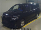 Toyota Voxy ZRR80G