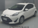Toyota Aqua NHP10