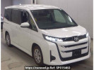 Toyota Noah MZRA90W