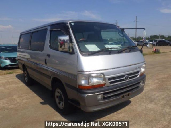 Used 2004 AT toyota hiace-van TRH112V Image[0]