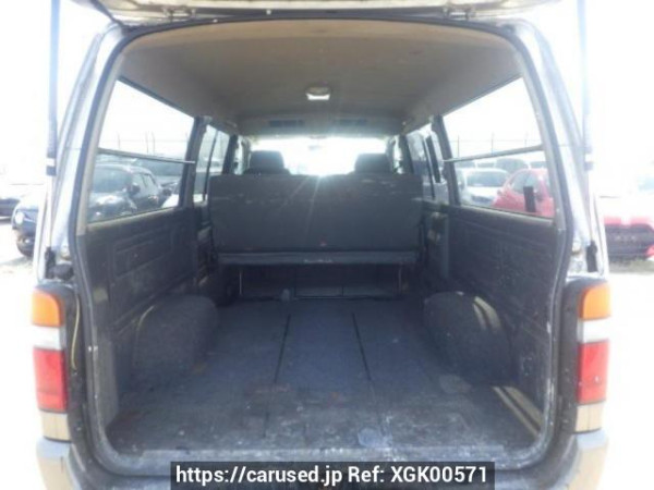 Used 2004 AT toyota hiace-van TRH112V Image[8]