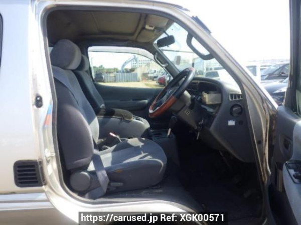 Used 2004 AT toyota hiace-van TRH112V Image[11]