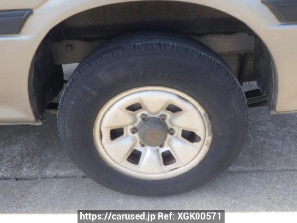 Used 2004 AT toyota hiace-van TRH112V Image[26]