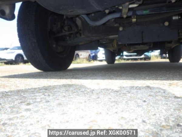 Used 2004 AT toyota hiace-van TRH112V Image[27]