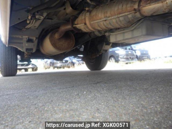 Used 2004 AT toyota hiace-van TRH112V Image[30]