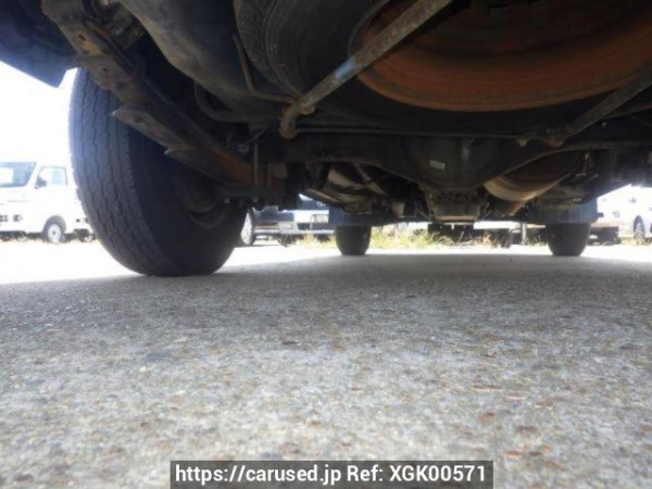 Used 2004 AT toyota hiace-van TRH112V Image[31]