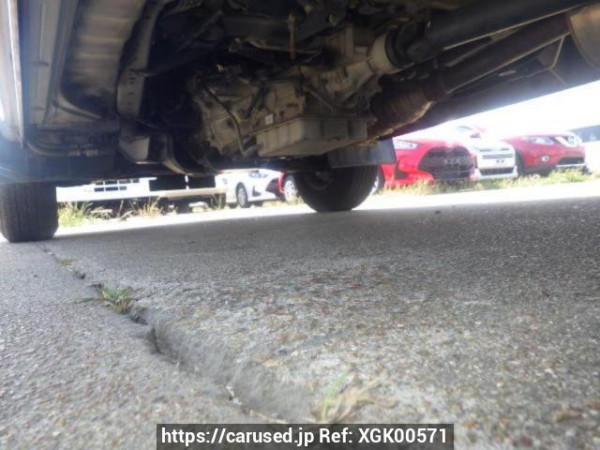 Used 2004 AT toyota hiace-van TRH112V Image[34]