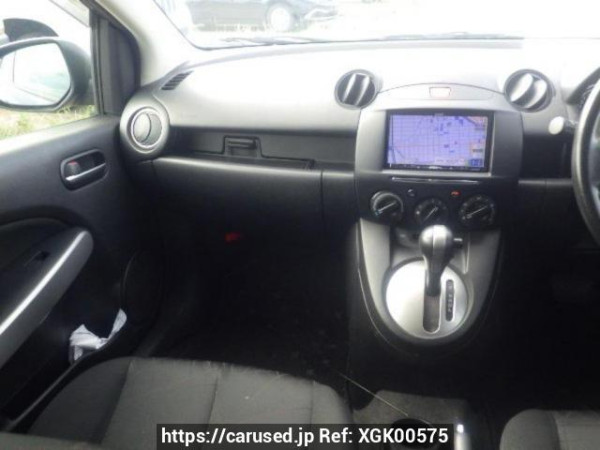 Used 2012 AT mazda demio DE3FS Image[18]