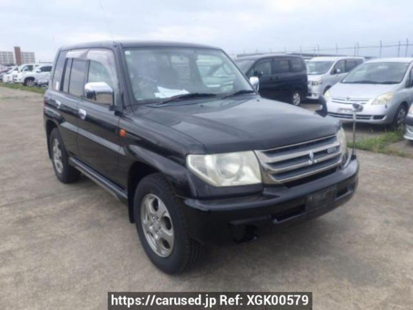 Used 2001 AT mitsubishi pajero-io H77W Image[0]