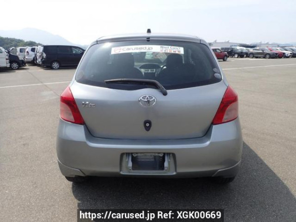 Used 2006 AT toyota vitz KSP90 Image[4]