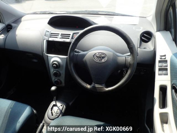 Used 2006 AT toyota vitz KSP90 Image[16]