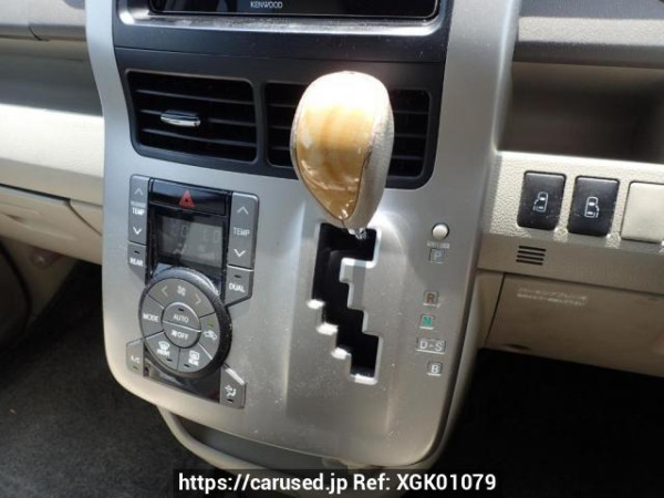 Used 2009 AT toyota noah ZRR70W Image[23]