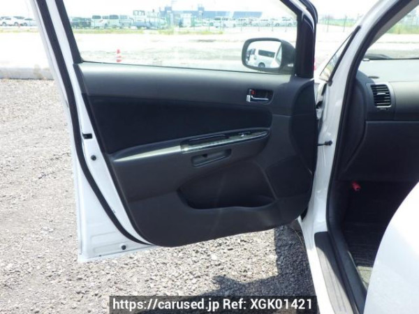 Used 2006 AT toyota wish ZNE10G Image[16]