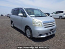 Toyota Noah ZRR70G