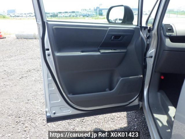 Used 2007 AT toyota noah ZRR70G Image[16]
