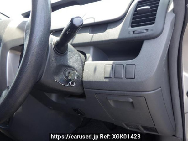 Used 2007 AT toyota noah ZRR70G Image[32]