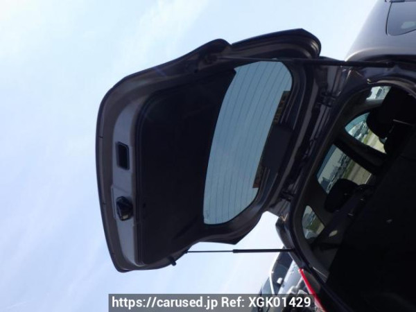Used 2013 AT nissan note E12 Image[9]