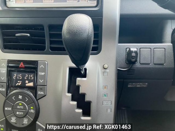Used 2009 AT toyota noah ZRR70G Image[27]